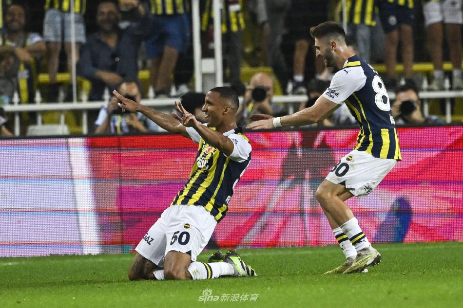 墙的夜景 墙的夜景