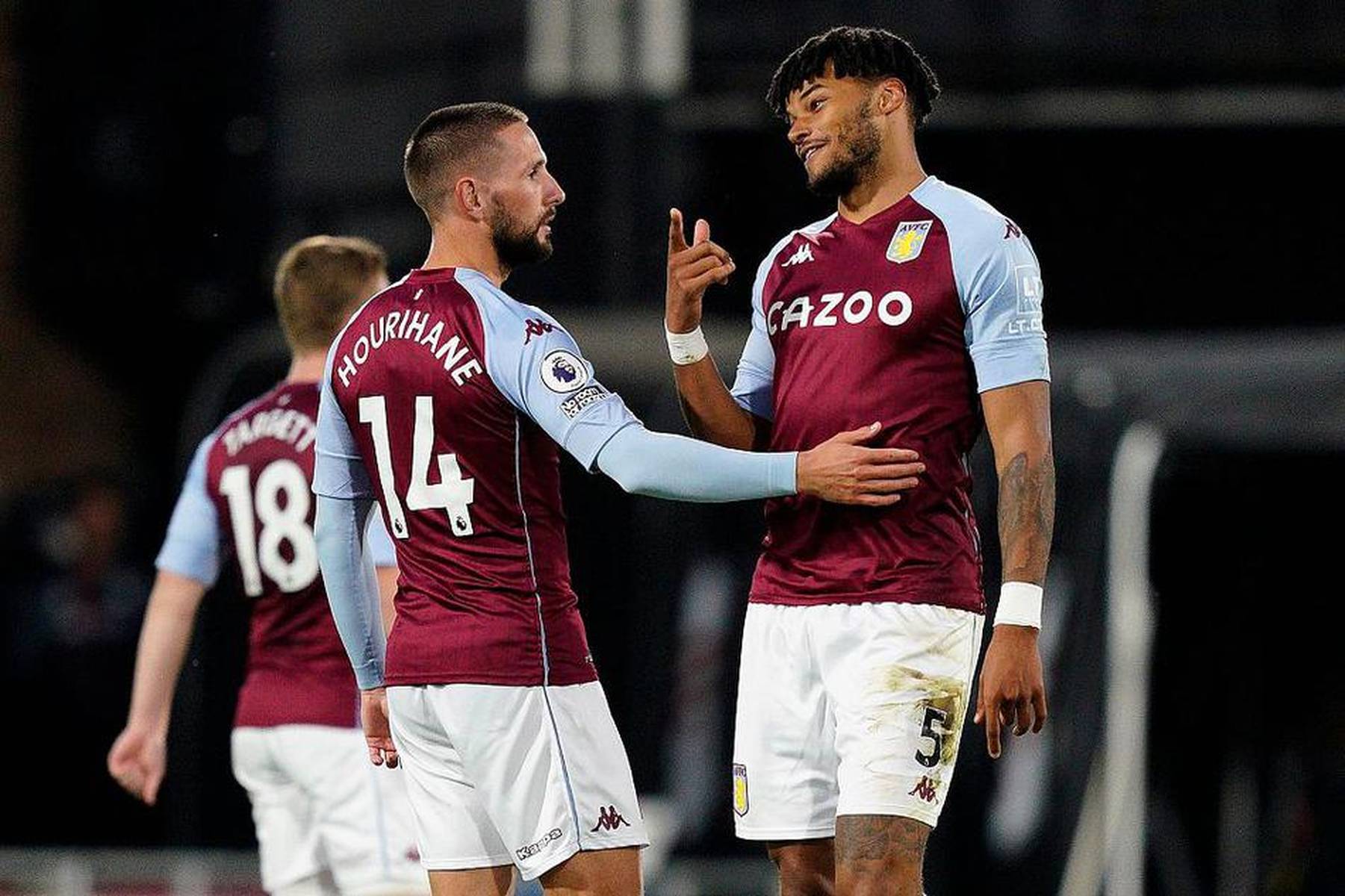 赛场上互为 赛场上互为